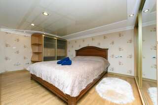 Апартаменты Stylish two-level flat 2 min from Khreschatyk Киев Апартаменты с 1 спальней-26