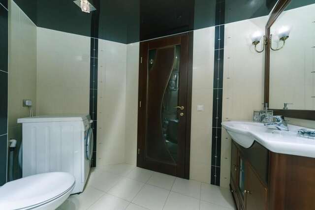 Апартаменты Stylish two-level flat 2 min from Khreschatyk Киев-23